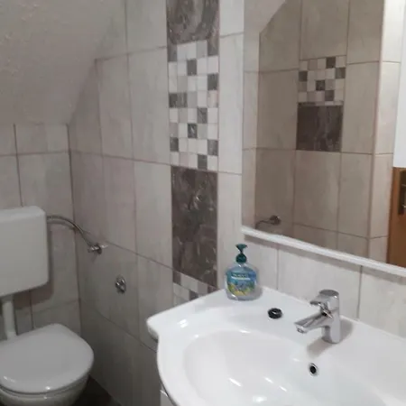 Matko * Betina (Sibenik-Knin)